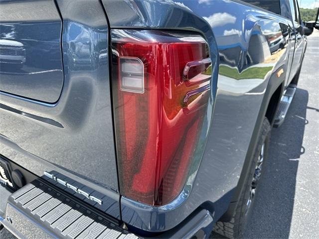 new 2025 GMC Sierra 2500 car, priced at $77,960