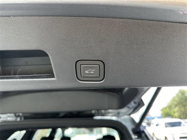 new 2025 GMC Acadia car, priced at $54,550