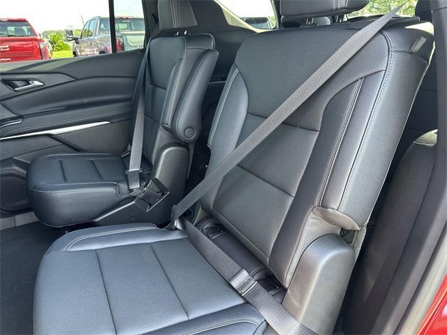 new 2026 Chevrolet Traverse car, priced at $46,204