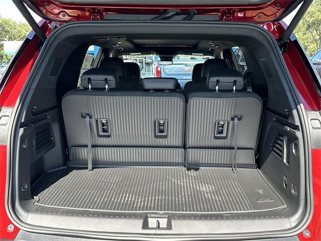 new 2026 Chevrolet Traverse car, priced at $46,204