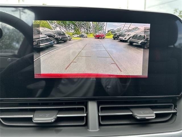 new 2025 Chevrolet Trax car, priced at $23,390