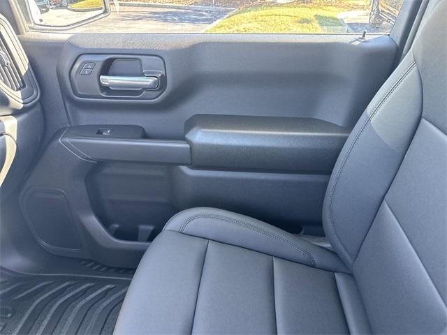 new 2025 Chevrolet Silverado 1500 car, priced at $32,440