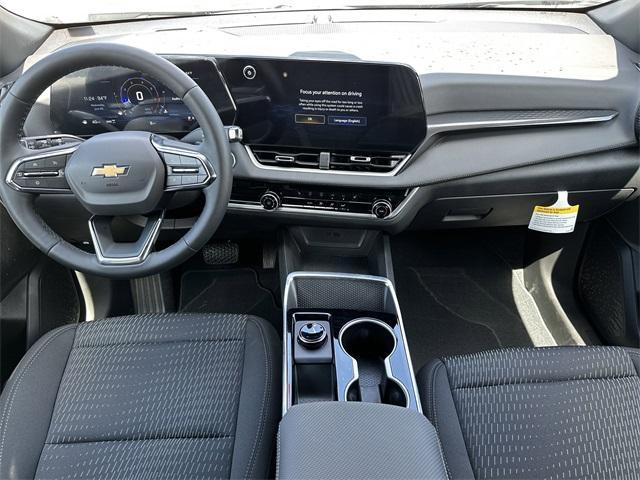 new 2026 Chevrolet Equinox car, priced at $30,495