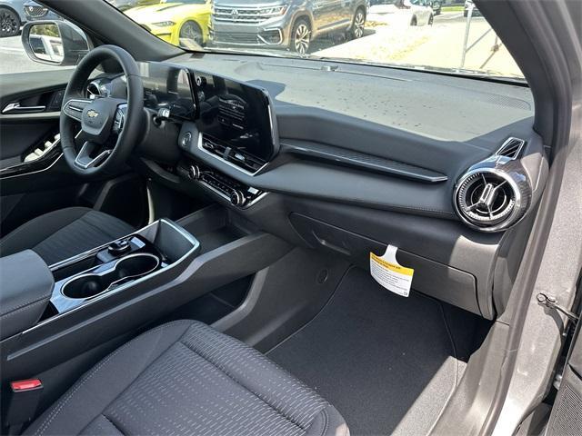 new 2026 Chevrolet Equinox car, priced at $30,495