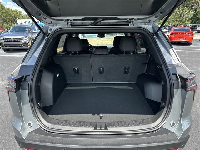 new 2026 Chevrolet Equinox car, priced at $30,495