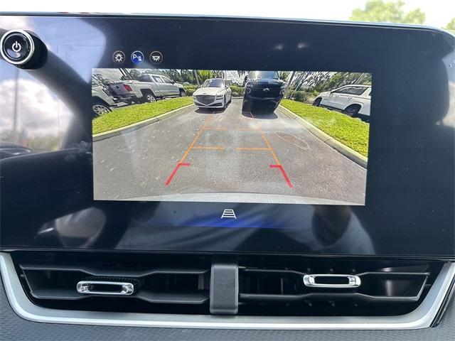 new 2026 Chevrolet Equinox car, priced at $30,495