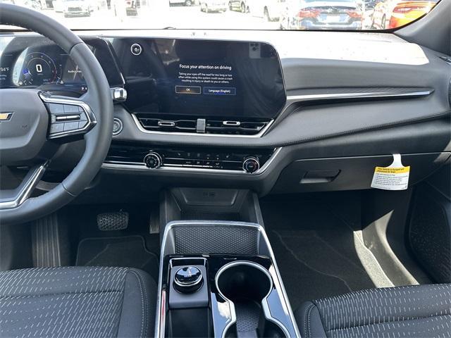 new 2026 Chevrolet Equinox car, priced at $30,495