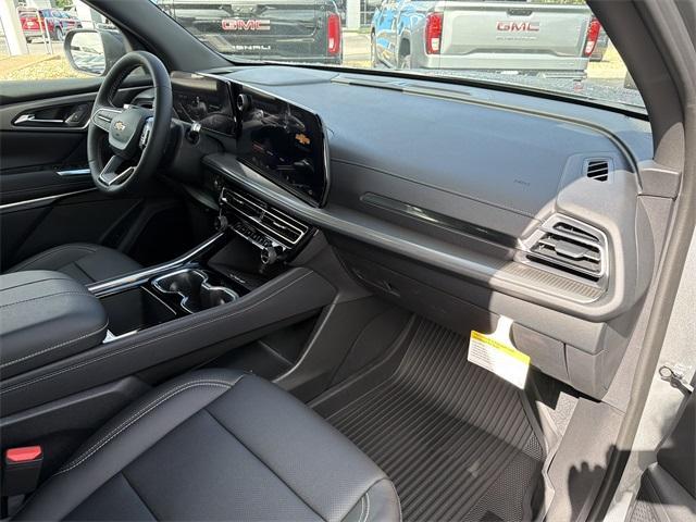 new 2026 Chevrolet Traverse car, priced at $42,919