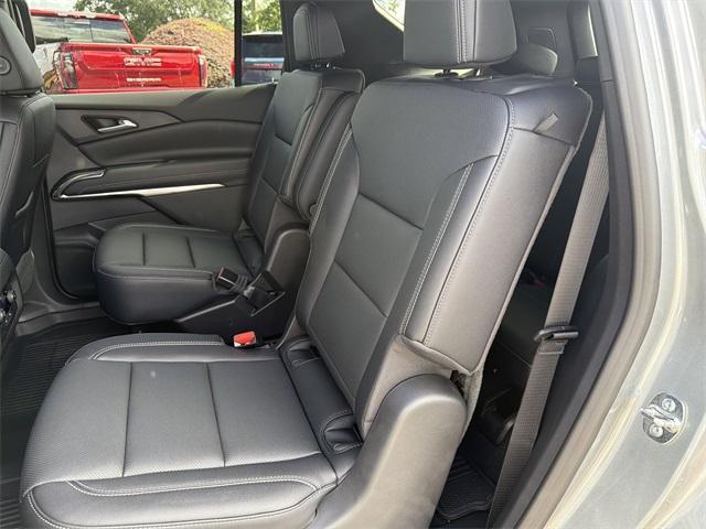new 2026 Chevrolet Traverse car, priced at $42,919
