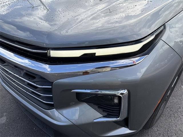 new 2026 Chevrolet Traverse car, priced at $42,919