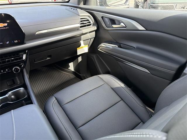 new 2026 Chevrolet Traverse car, priced at $42,919