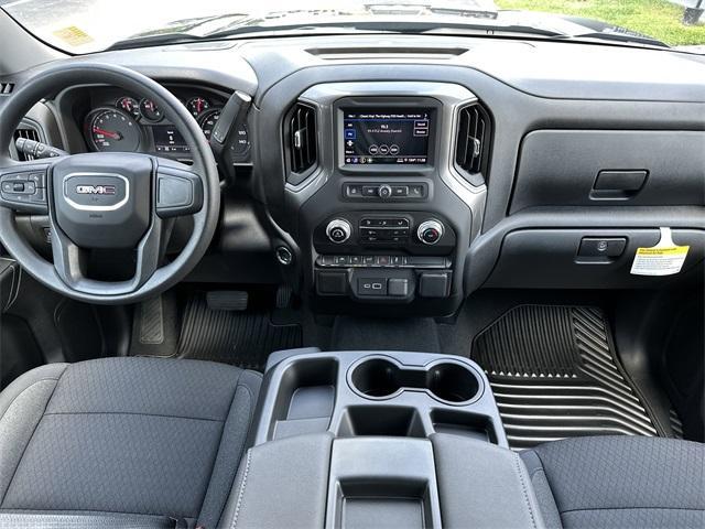 new 2025 GMC Sierra 1500 car, priced at $46,220