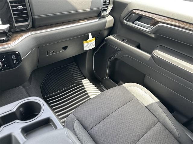new 2025 Chevrolet Silverado 1500 car, priced at $41,395