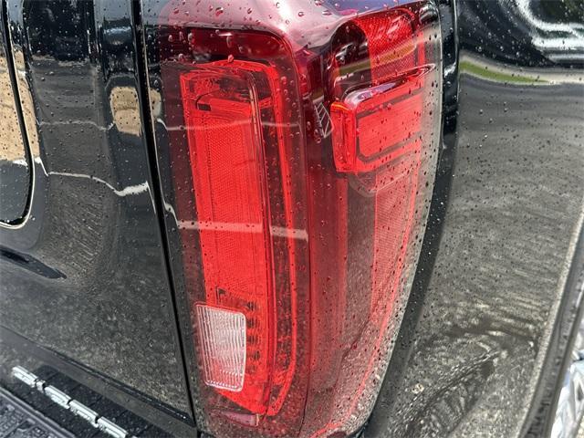 new 2025 GMC Sierra 1500 car, priced at $65,575