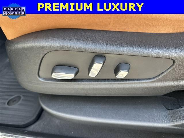 used 2024 Cadillac XT5 car, priced at $35,998