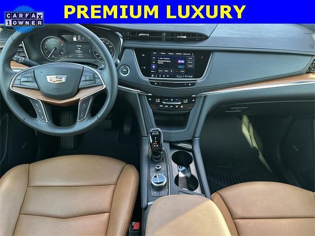 used 2024 Cadillac XT5 car, priced at $35,998