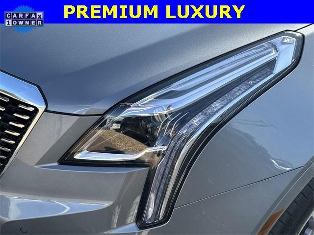 used 2024 Cadillac XT5 car, priced at $35,998