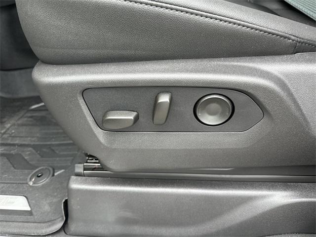 new 2025 GMC Sierra 1500 car, priced at $54,955
