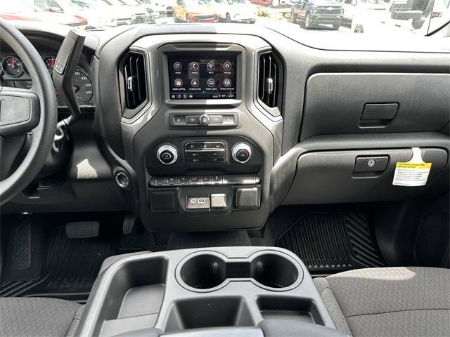 new 2025 GMC Sierra 1500 car, priced at $45,925