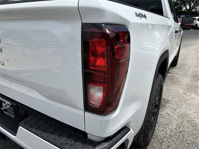 new 2025 GMC Sierra 1500 car, priced at $45,925