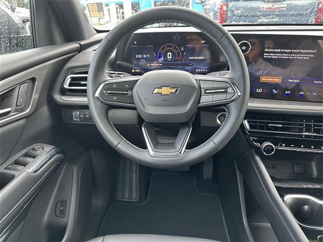 new 2026 Chevrolet Traverse car, priced at $43,025