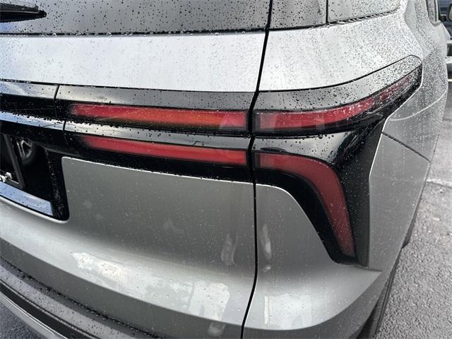 new 2026 Chevrolet Traverse car, priced at $43,025