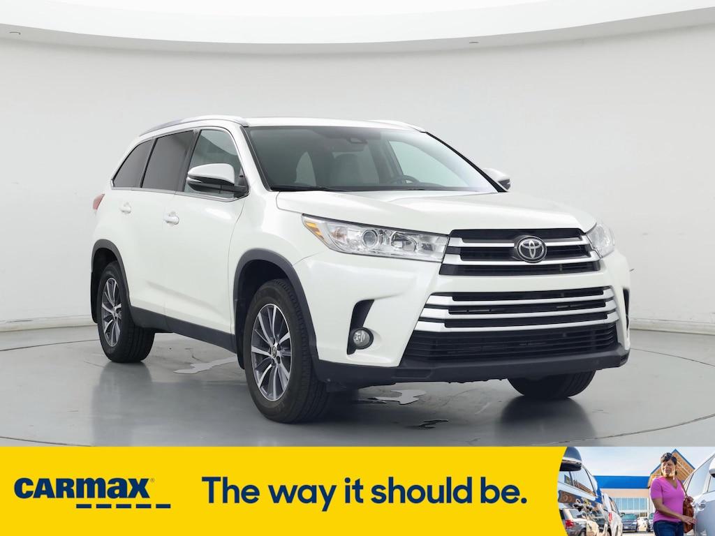 used 2019 Toyota Highlander car, priced at $27,998