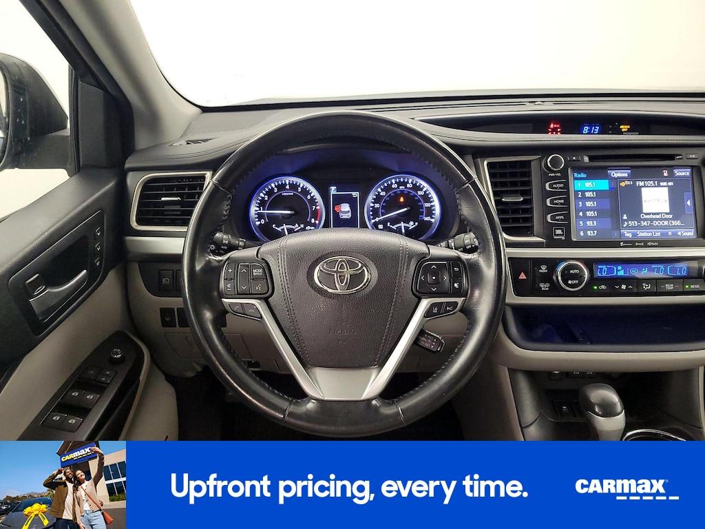 used 2017 Toyota Highlander car, priced at $27,998