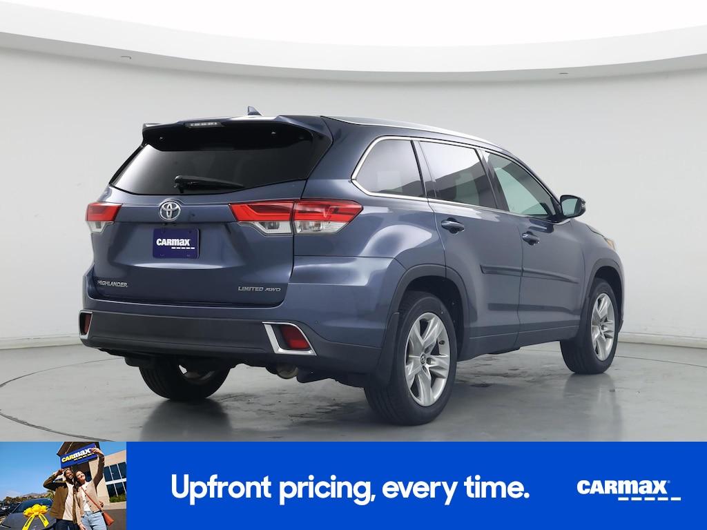 used 2017 Toyota Highlander car, priced at $27,998