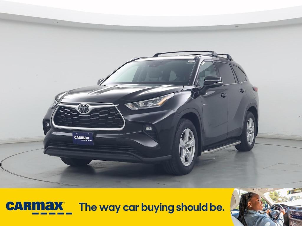 used 2020 Toyota Highlander car, priced at $32,998