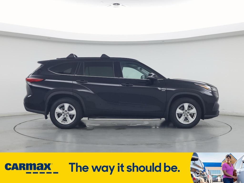 used 2020 Toyota Highlander car, priced at $32,998
