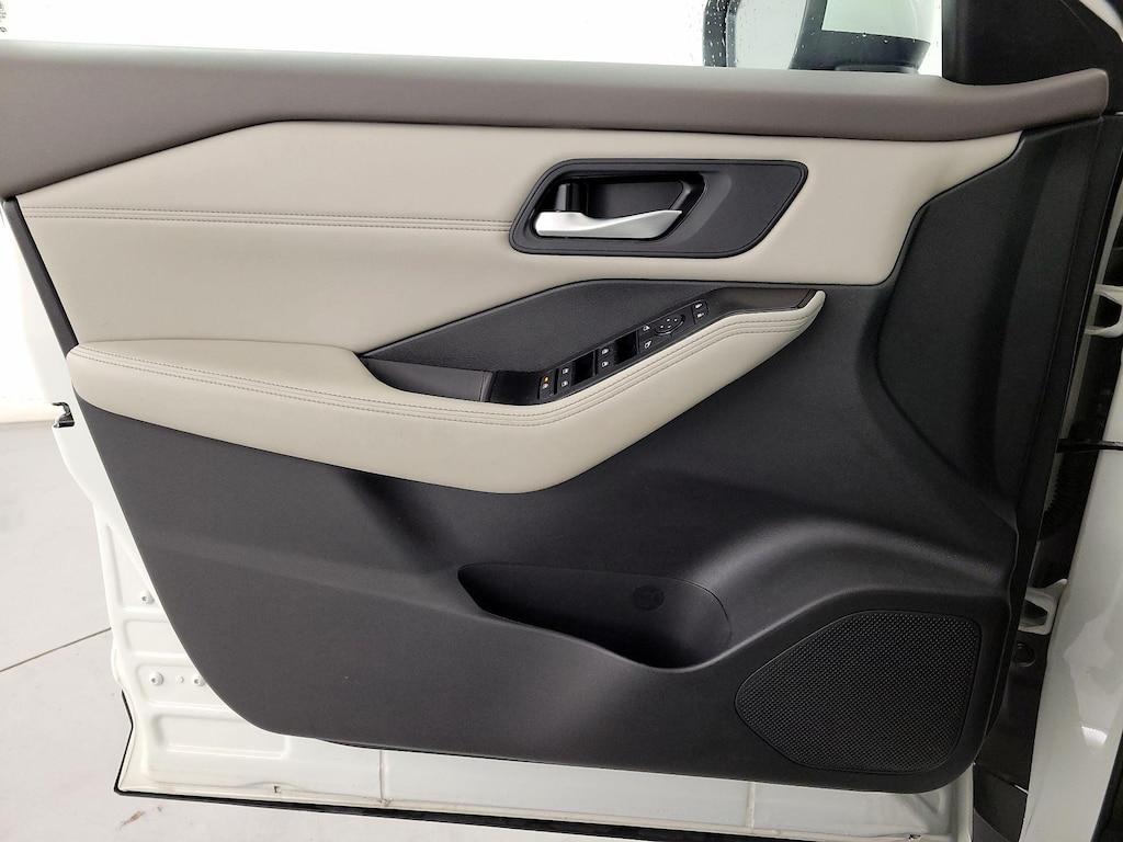 used 2023 Nissan Rogue car, priced at $25,998