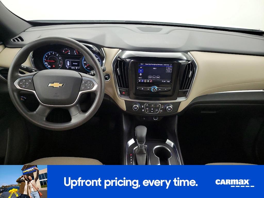 used 2022 Chevrolet Traverse car, priced at $28,998