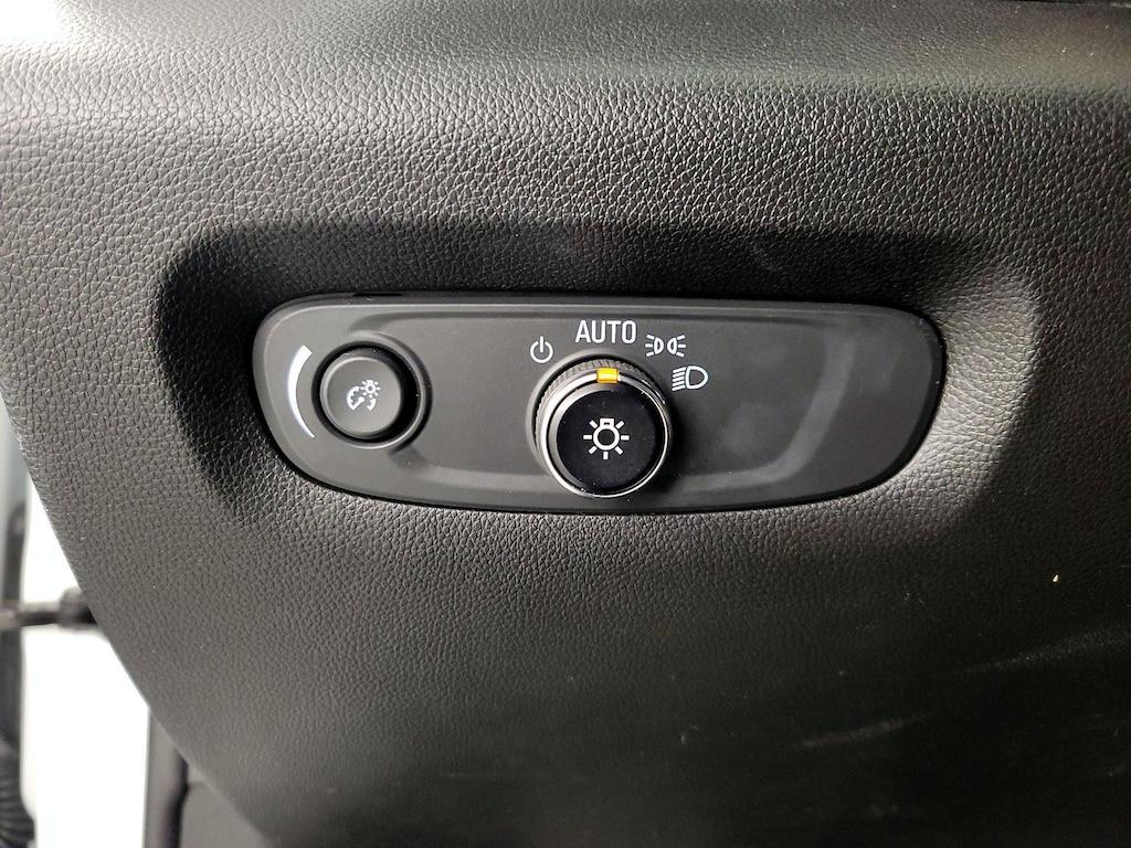 used 2022 Chevrolet Traverse car, priced at $28,998