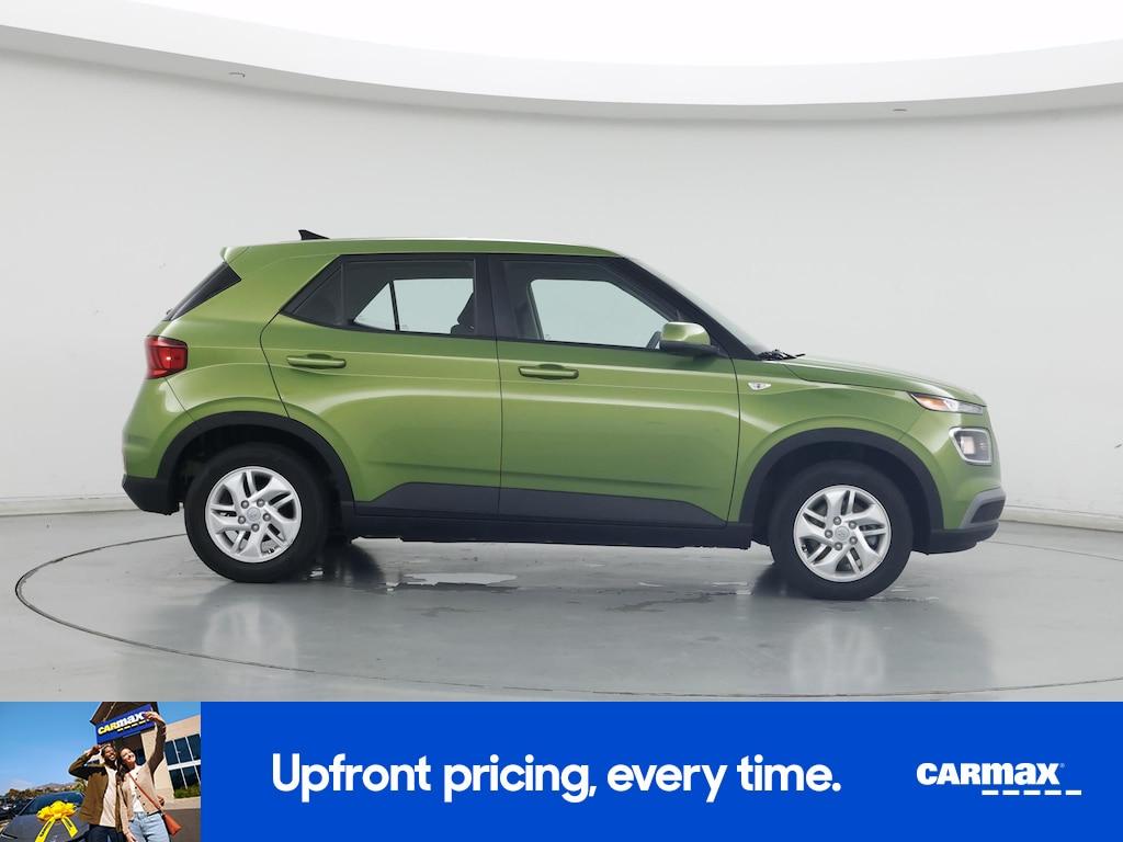 used 2022 Hyundai Venue car, priced at $18,998