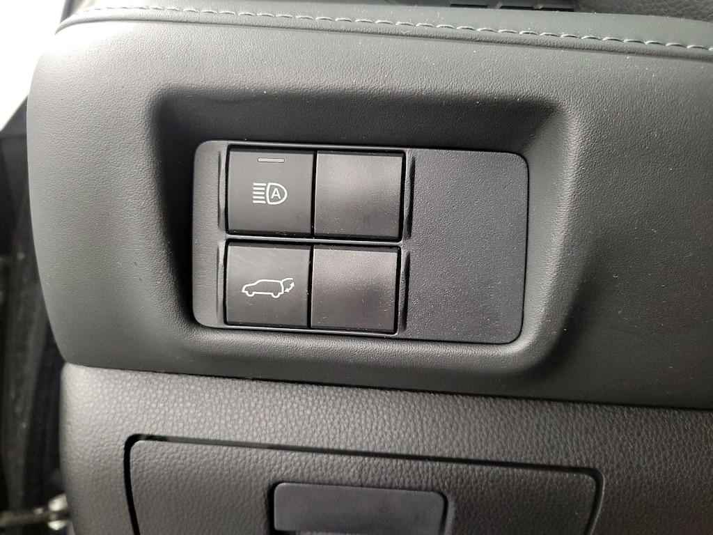 used 2021 Toyota Highlander car, priced at $28,998