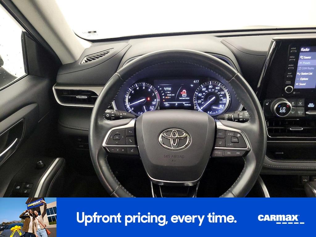 used 2021 Toyota Highlander car, priced at $28,998
