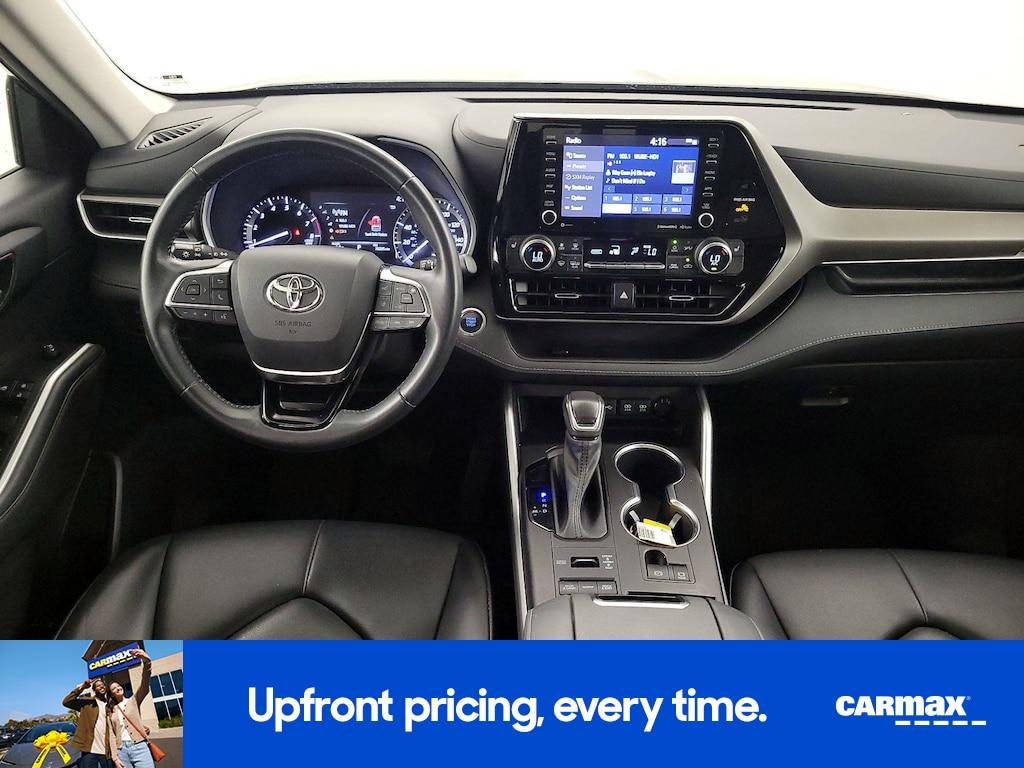 used 2021 Toyota Highlander car, priced at $28,998