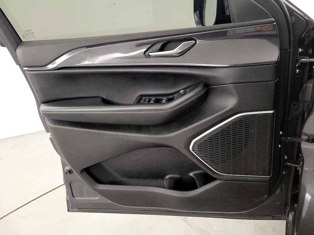 used 2022 Jeep Grand Cherokee car, priced at $28,998