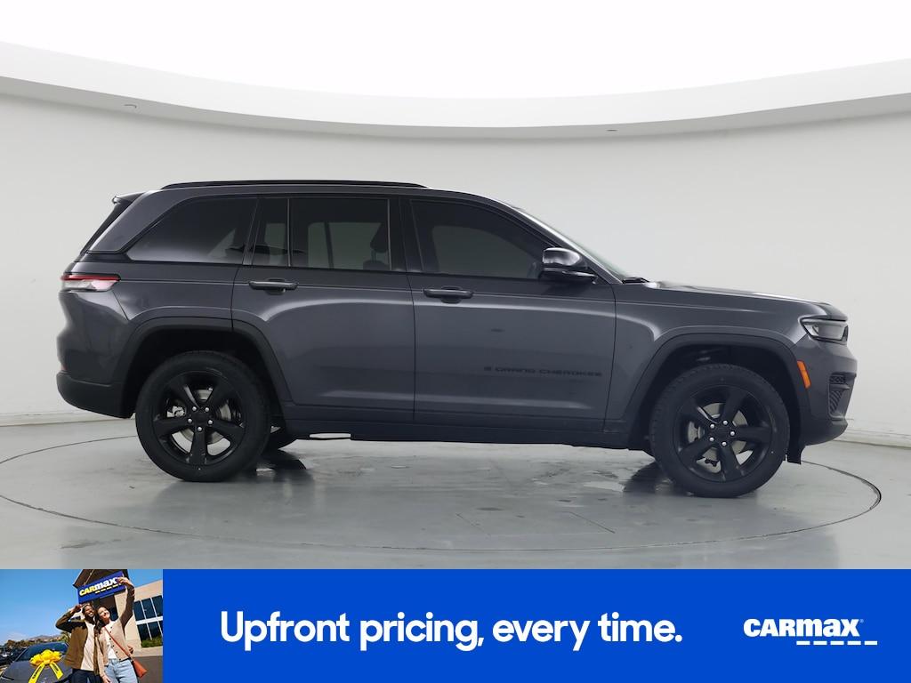 used 2022 Jeep Grand Cherokee car, priced at $28,998