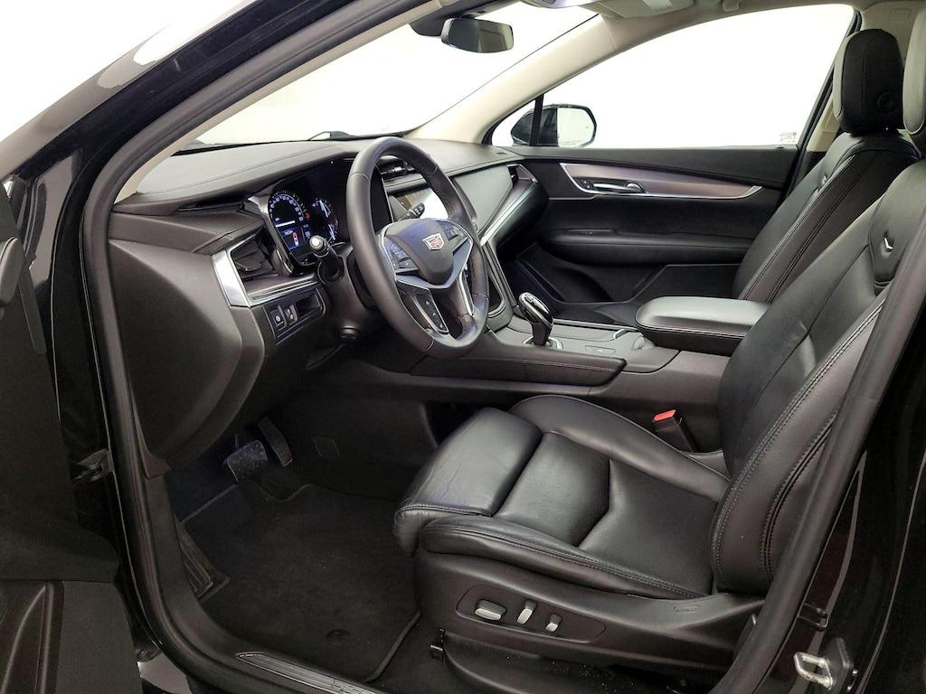 used 2017 Cadillac XT5 car, priced at $19,998