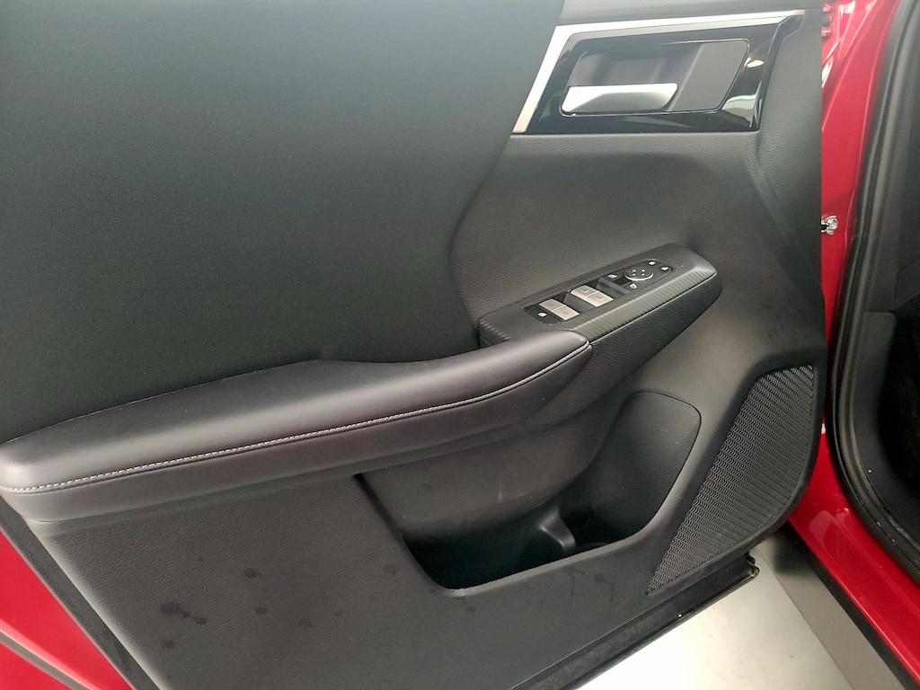 used 2024 Mitsubishi Outlander car, priced at $30,998