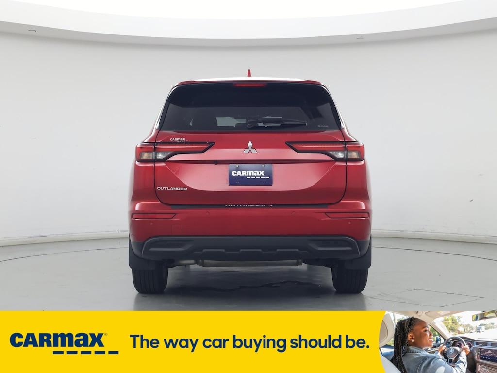 used 2024 Mitsubishi Outlander car, priced at $30,998