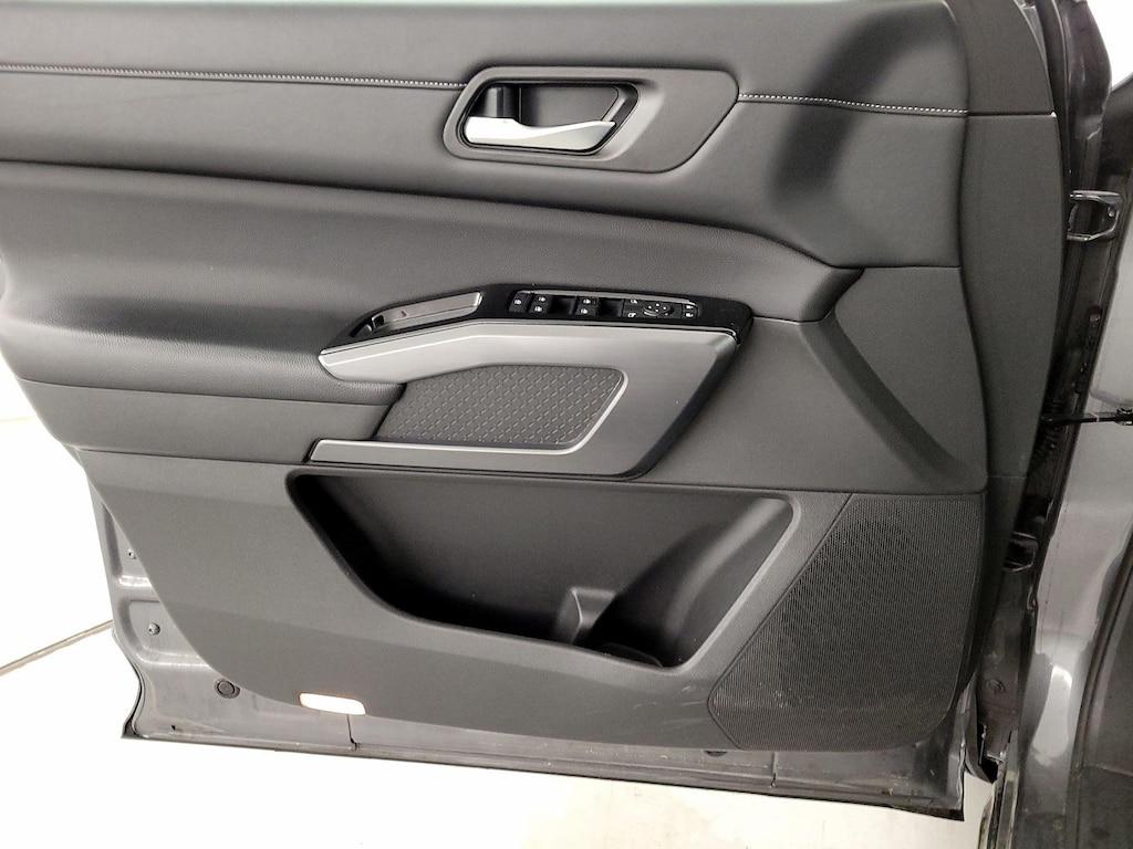 used 2022 Nissan Pathfinder car, priced at $29,998