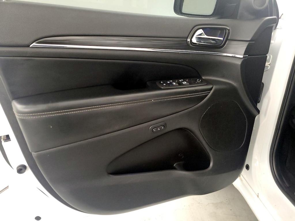 used 2021 Jeep Grand Cherokee car, priced at $29,998