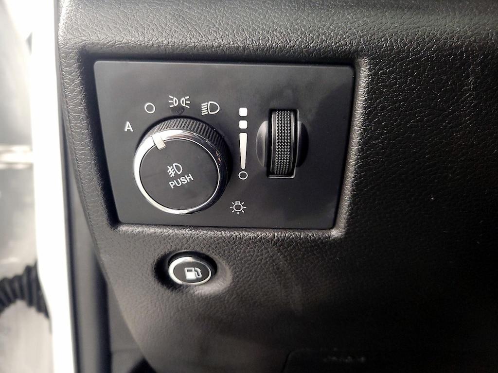 used 2021 Jeep Grand Cherokee car, priced at $29,998