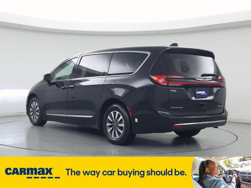 used 2023 Chrysler Pacifica Hybrid car, priced at $33,998