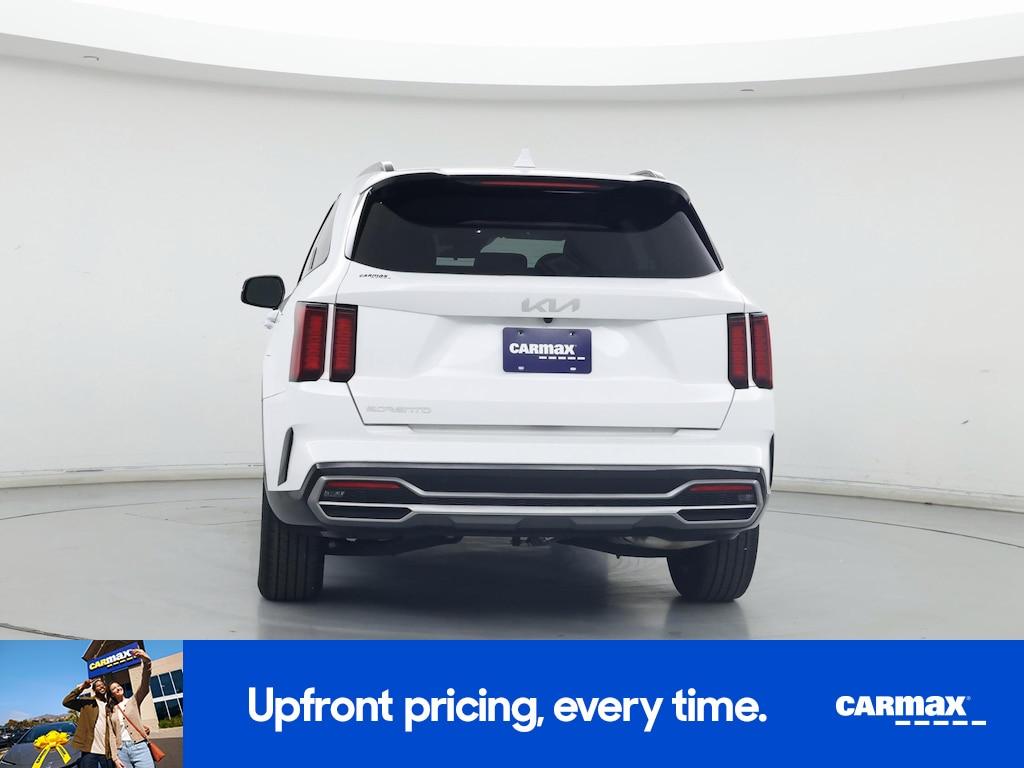 used 2023 Kia Sorento car, priced at $28,998