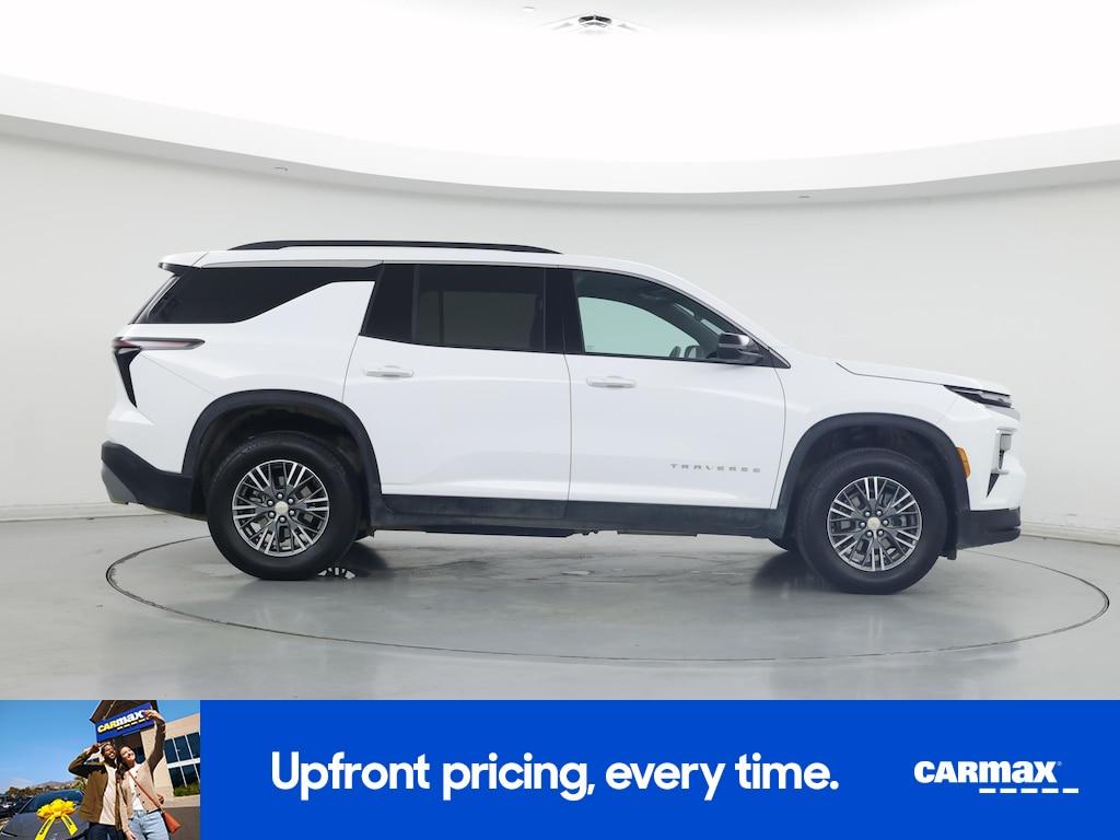 used 2025 Chevrolet Traverse car, priced at $37,998