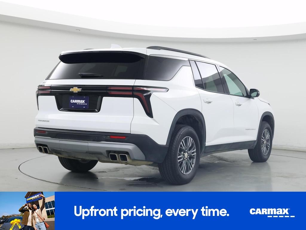 used 2025 Chevrolet Traverse car, priced at $37,998
